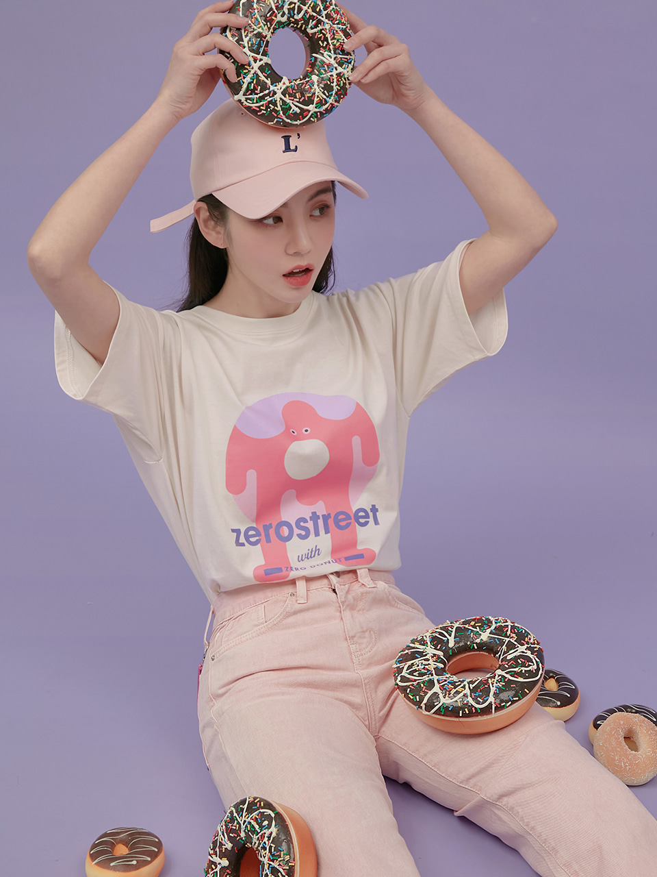 스탠딩 도넛 반팔 티셔츠 / 아이보리