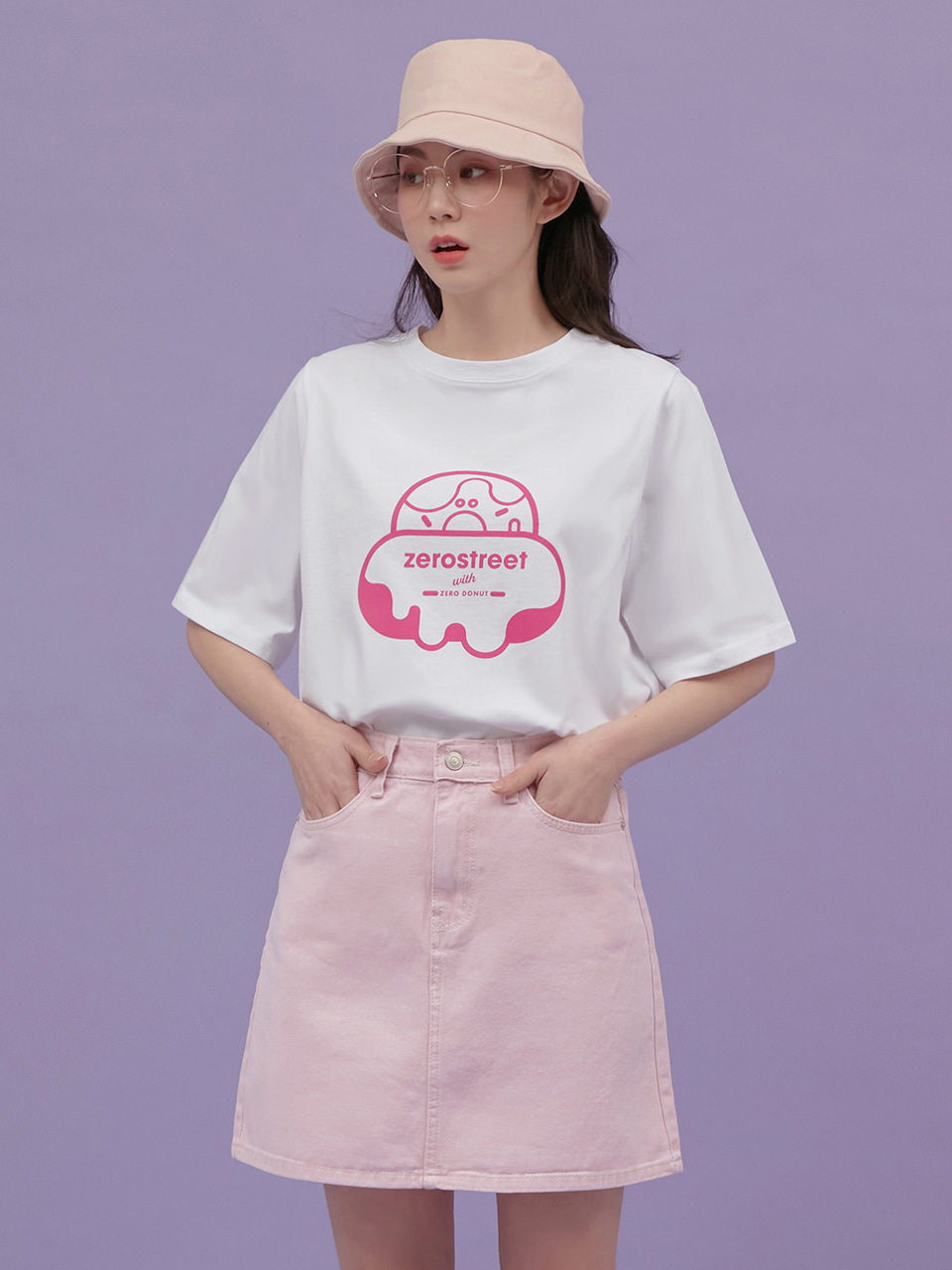 도넛 캐릭터 반팔 티셔츠 / 화이트